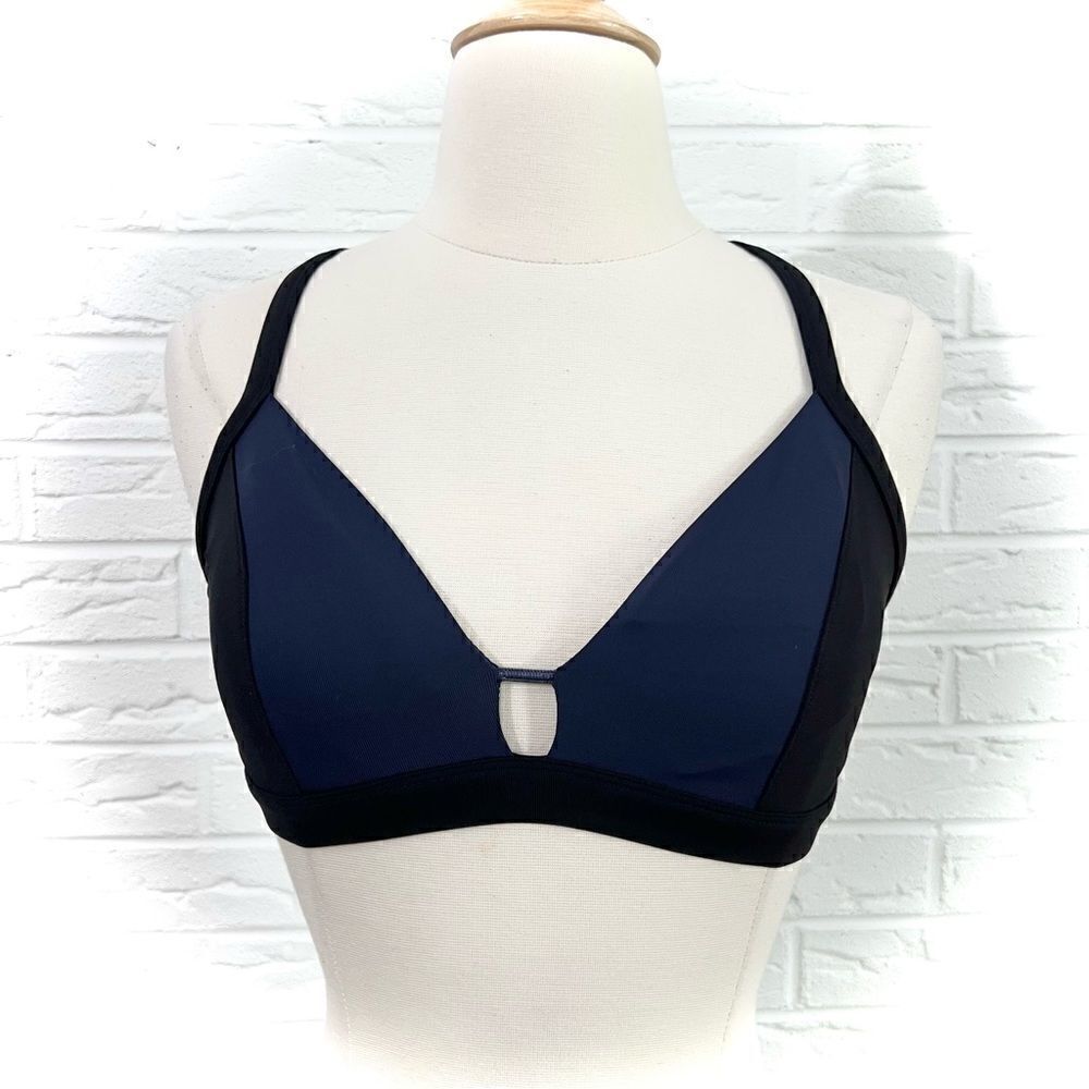 Lively Active Cross-Back Bra Size Small - Picture 2 of 4